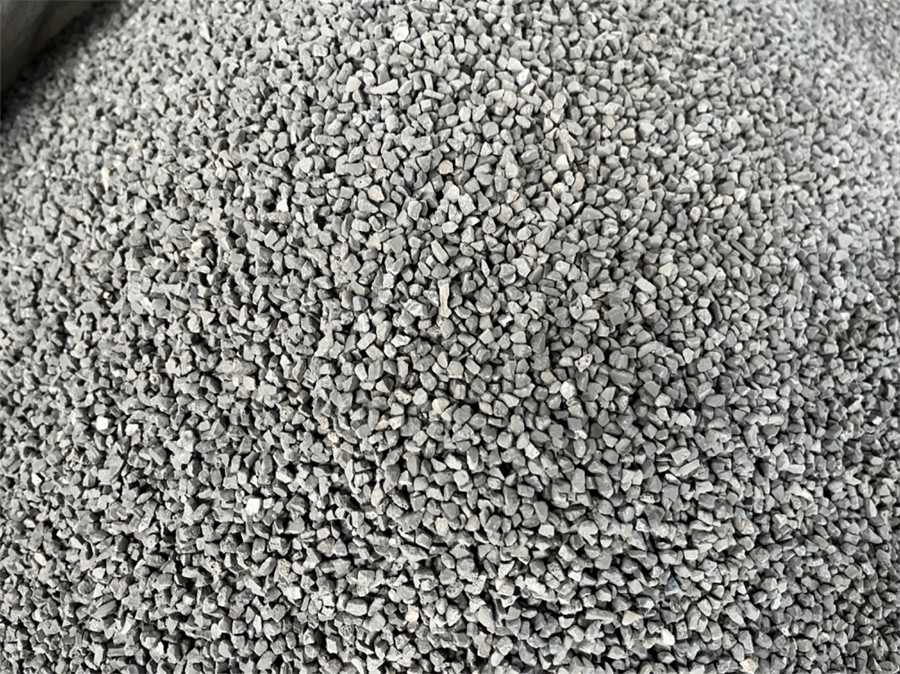 Fused Alumina Zirconia about production05